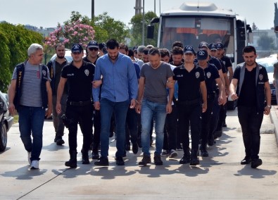 Adana'da Yasa Dışı Bahis Şebekesi Çökertildi Açıklaması 8 Tutuklama