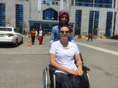 Ataşehir'de Yedinci Kattan Düşerek Engelli Kalan Kadının Davası Başladı