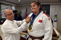 CENGIZ YıLMAZ - Avrupa Şampiyonu Judocu Altınla Ödüllendirildi