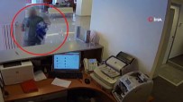 GAYRETTEPE - Banka Şubesinde Soygun Girişimi Kamerada