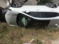 Bilecik'te Trafik Kazası 1'İ Ağır 3 Yaralı