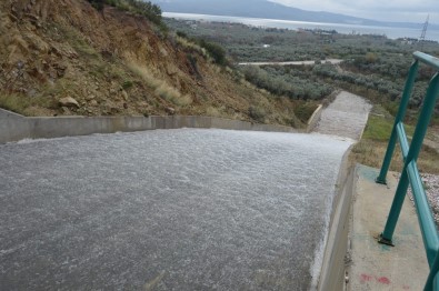 Erdek'te Sulama Barajı Devreye Giriyor