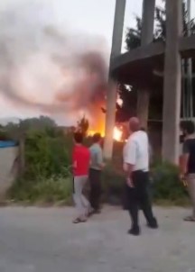 Hatay'da Korkutan Ev Yangını