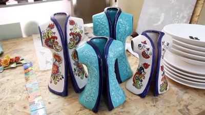 İran'da Öğrendiği Seramik Sanatını Meslek Edindi