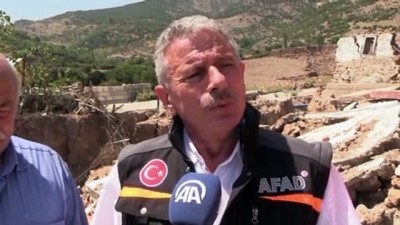 İzmir'de Heyelan Olan Mahalle 'Afete Maruz Bölge' İlan Edildi