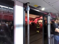 BOSTON - New York'tan Kalkan Uçakta Yangın Paniği
