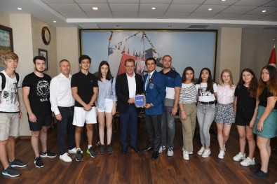 Yabancı Öğrenciler Mersin'de Yelken Sporunu Öğrenecek