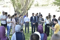 35 Ülkeden Öğrenci Millet Bahçesi'nde Buluştu