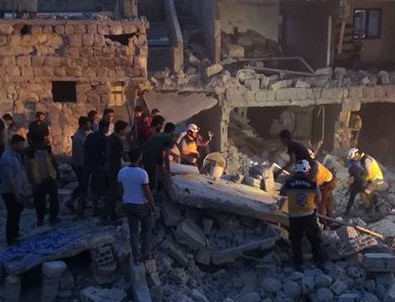 İdlib'e hava saldırıları: 14 ölü