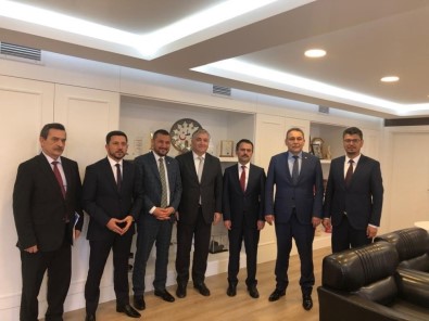 Nevşehir Heyetinden Ulaştırma Ve Altyapı Bakanı Turhan'a Ziyaret