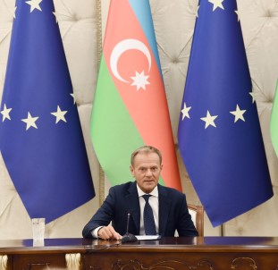 'AB, Azerbaycan'ın Toprak Bütünlüğünü Desteklemektedir'