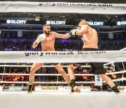 ALI TEKIN - Dünya Kick Boks Şampiyonu Samet Keser'in Okuma Azmi