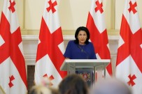 GÜRCISTAN - Gürcistan Devlet Başkanı Zurabişvili'den Rus Yönetimine Çağrı