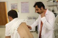 SERDAR ÖZKAN - Üzerine Düşen Mermer Hayatını Kurtardı