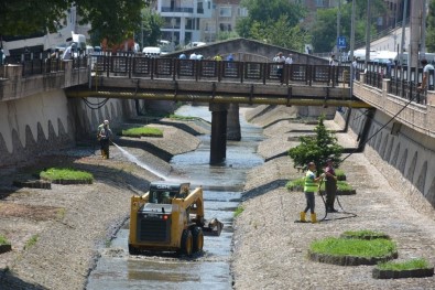 Bülbül Deresi Temizleniyor