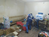İÇKİ ŞİŞESİ - Gaziosmanpaşa'da Çay Ocağına Sahte İçki Operasyonu