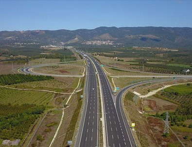 İstanbul ile İzmir arası 3,5 saate düşüyor