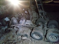 ORDUZU - Malatya'da İki Ayrı Kaza Açıklaması 1 Ölü, 6 Yaralı