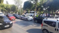 Polis Ortada Kaldı, 5 Araba Birbirine Girdi