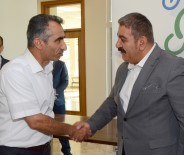 BAYRAMLAŞMA - Başkan Sunar, Personeliyle Bayramlaştı