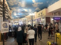 BAYRAM TATİLİ - Bayram Alışverişi Tüm Yoğunluğuyla Devam Ediyor