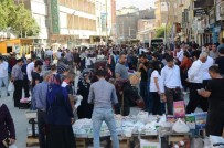 HALK PAZARI - Hakkari'de Kurban Bayramı Telaşı