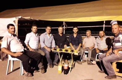 İstanbul'da Kurban Pazarında Şaşkına Çeviren Jest