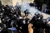 SES BOMBASI - İsrail Polisinden Mescidi Aksa'ya Saldırı  Açıklaması 37 Yaralı