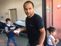 VEHBİ KOÇ - Kurban Keserken Yaralananlar Hastanelere Koştu