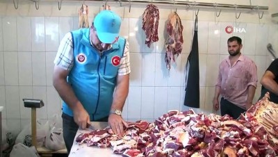 Azerbaycan'da İhtiyaç Sahiplerine Dağıtılmak Üzere Kurban Kesimi Yapıldı