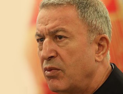 Bakan Akar'dan sert sözler