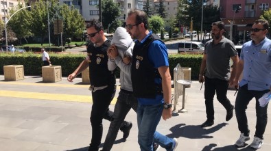 Cinayet Zanlısı Adliyede