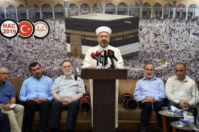 Diyanet İşleri Başkanı Erbaş'tan Kurban Bayramı Mesajları