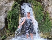 KANYON - Dağcılar Termal Şelalenin Keyfini Böyle Çıkardı