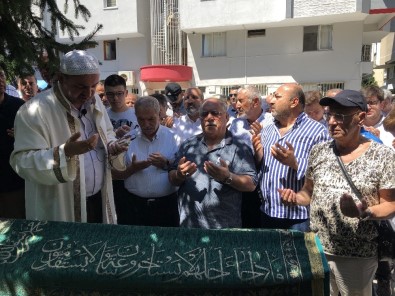 Eğitimci Ve Gazeteci Keskin'e Meslektaşlarından Son Görev