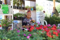 CENGIZ TOPEL - Mezitli'ye Çiçek Pazarı