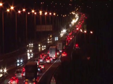 Tatilcilerin Dönüş Yolculuğu Erken Başladı