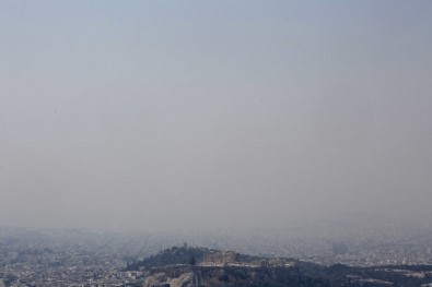 Yunanistan'da Korkutan Yangın