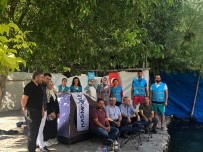 BALIK TUTMA - Gençler Huzurla Kamp Yaptı