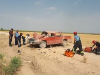 SUDURAĞı - Karaman'da Kamyonet Devrildi Açıklaması 1 Ölü, 4 Yaralı