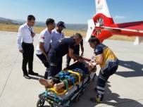 MEHMET ALİ YILDIRIM - Kayalıktan Yuvarlanan Yaşlı Adam, Ambulans Helikopterle Kurtarıldı