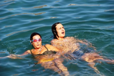 Cem Özer İşletmeci Oldu; Nejat'ı, Pınar Dura'ya Emanet Etti