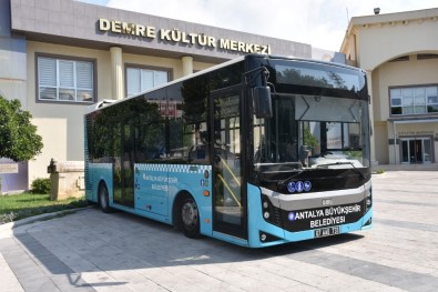 Demre'ye Saat Başı Otobüs Seferi Başladı