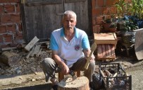 TAHTA KAŞIK - Emekli Postacı Baba Mesleğini Yaşatmaya Çalışıyor