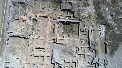 Kültepe'de Kazı Çalışmaları Aksadı