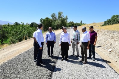 Yeşilyurt Belediyesi, Araç Ve Yaya Trafiğindeki Kalite Standartını Yükseltiyor