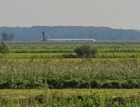 KıRıM - Yolcu uçağı mısır tarlasına acil iniş yaptı!