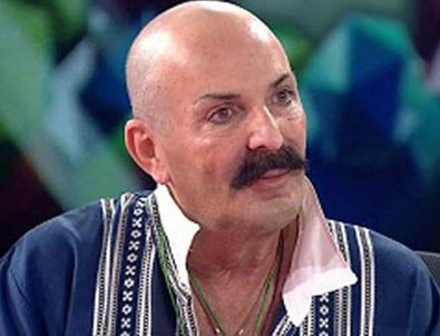 Cemil İpekçi: Mayolu görmek istesem plajda seyrederim