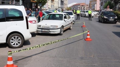 Direksiyon Başında Rahatsızlanan Sürücü Öldü