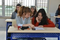 KONYAALTI BELEDİYESİ - Konyaaltı Etüt Merkezi Öğrencileri Hayalleriyle Buluşturdu